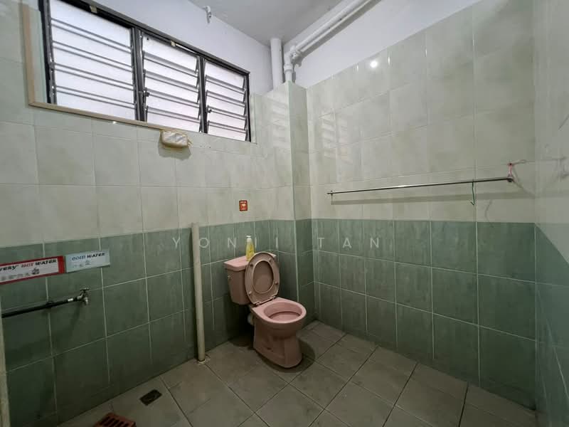 Rumah Teres 2 Tingkat untuk Disewa di Air Hitam (Penang) - Yonii Tan - Bathroom - PropertyGuru.com.my