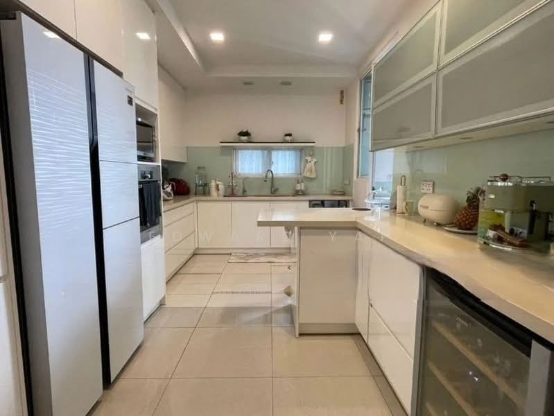 Condominium for Rent at Kiaramas Ayuria - Edward Yap - Kitchen - PropertyGuru.com.my