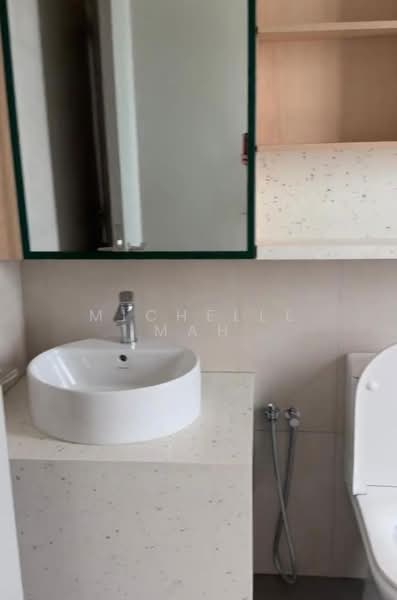 Servis Apartment untuk Disewa di The Meg Serviced Residence - Michelle Mah - Bathroom - PropertyGuru.com.my