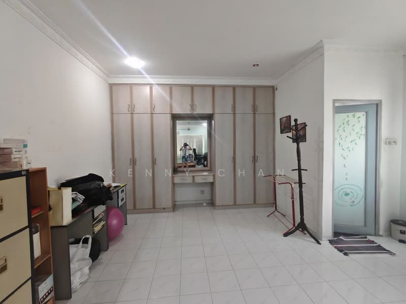 Semi-Detached House for Sale in Taman Sri Andalas (Klang) - Kenny Chan - PropertyGuru.com.my