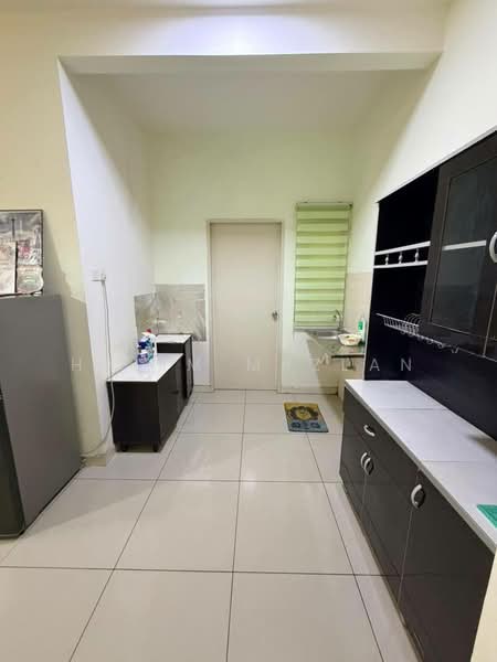 Service Residence for Rent at Savanna Executive Suite @ Southville City - Halim Mazlan - Kitchen - PropertyGuru.com.my