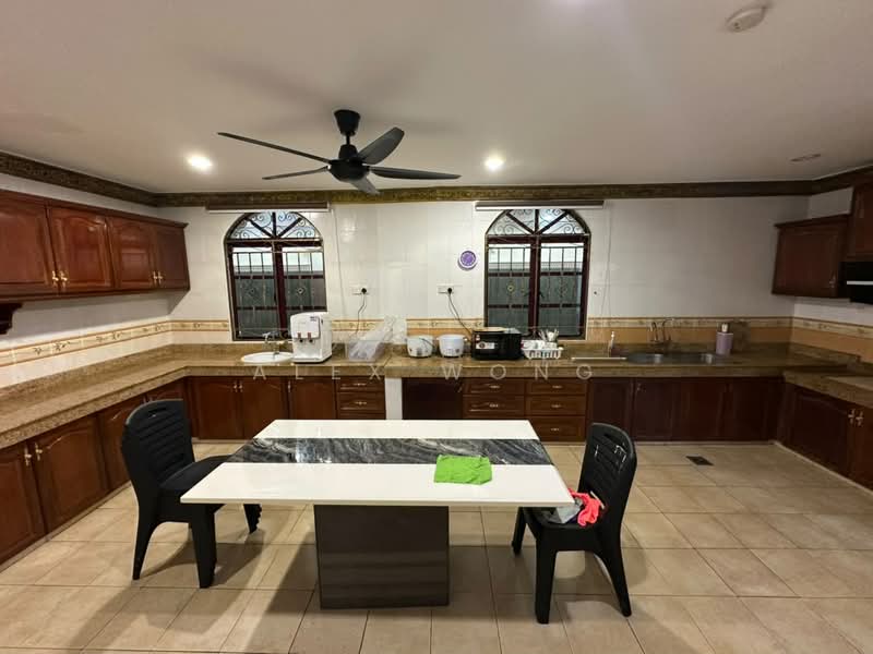Bungalow for Rent in Cheras (Selangor) - Alex Wong - Kitchen - PropertyGuru.com.my