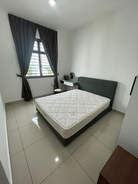 Servis Apartment untuk Dijual di Desaru Utama Residence - Jason Fam - Bedroom - PropertyGuru.com.my