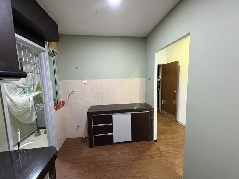 Pangsapuri untuk Disewa di Lake View Suites - Ching Ling Hel - PropertyGuru.com.my