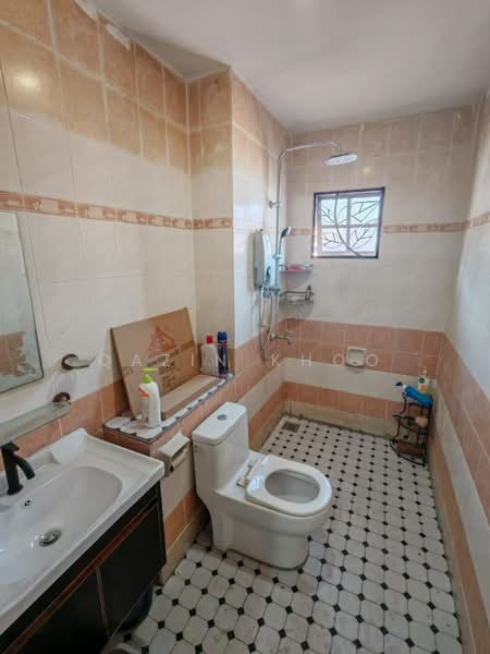 Rumah Berkembar untuk Dijual di Sunway City Ipoh (Ulu Kinta) - Qazin Khoo - Bathroom - PropertyGuru.com.my