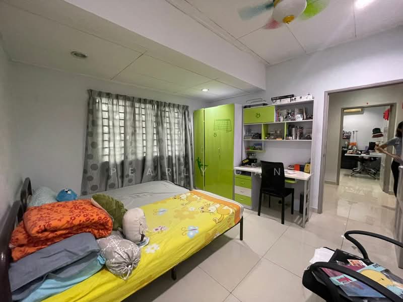 Rumah Teres 2 Tingkat untuk Dijual di SS19 (Subang Jaya) - Pearly Gan - Bedroom - PropertyGuru.com.my