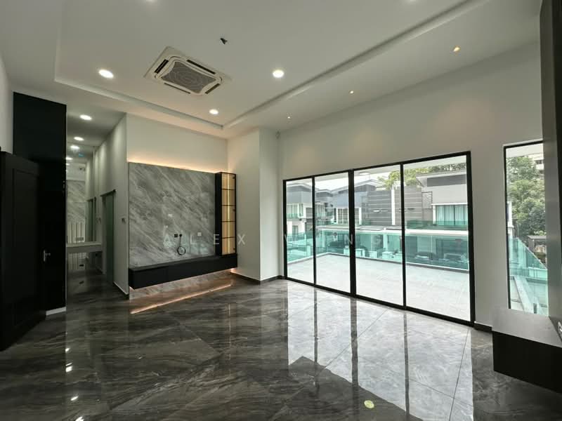 Rumah Berkembar untuk Dijual di Cheras (Selangor) - Alex Wong - Living Room - PropertyGuru.com.my