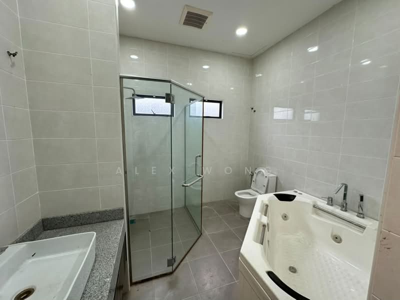 Rumah Berkembar untuk Dijual di Cheras (Selangor) - Alex Wong - Bathroom - PropertyGuru.com.my