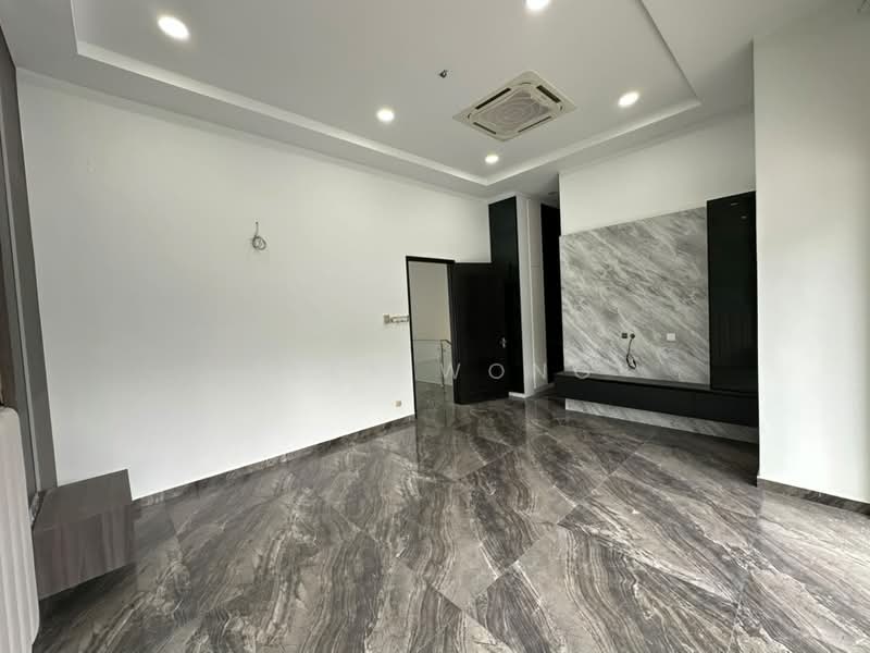 Rumah Berkembar untuk Dijual di Cheras (Selangor) - Alex Wong - Living Room - PropertyGuru.com.my