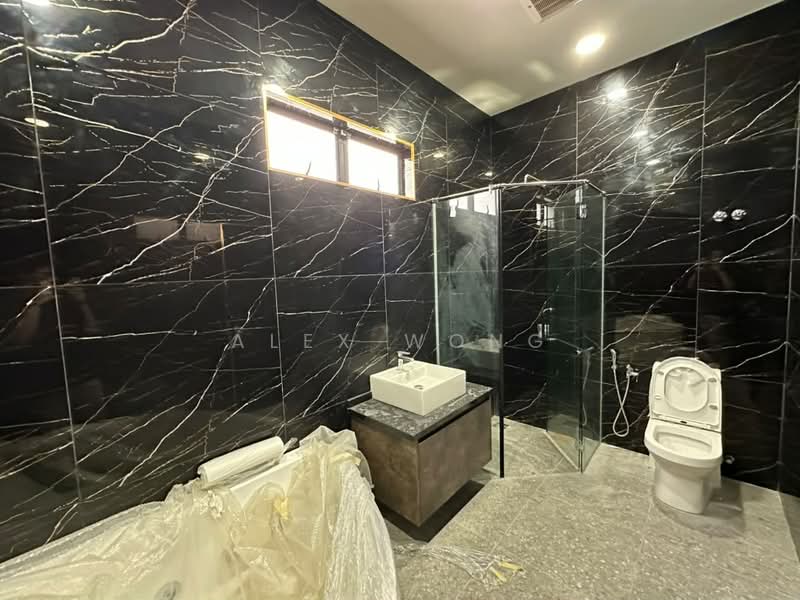 Rumah Berkembar untuk Dijual di Cheras (Selangor) - Alex Wong - Bathroom - PropertyGuru.com.my