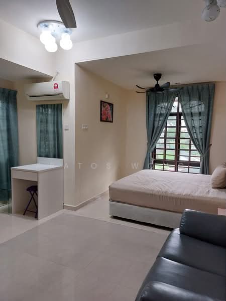 Rumah Banglo untuk Dijual di Taman Kolam Air (Johor Bahru) - Kratos Wong - PropertyGuru.com.my