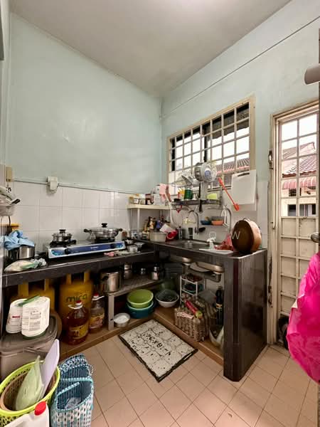 1-storey Terraced House for Sale in Permas Jaya (Johor Bahru) - Zack Chow - Kitchen - PropertyGuru.com.my