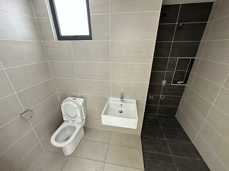 2-storey Terraced House for Sale in Rawang (Selangor) - Jessie Wong - Bathroom - PropertyGuru.com.my