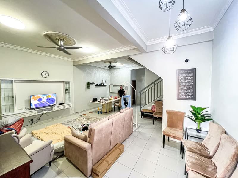 Rumah Teres 2 Tingkat untuk Dijual di Bandar Teknologi Kajang (Kajang) - Amzar Faiz - PropertyGuru.com.my