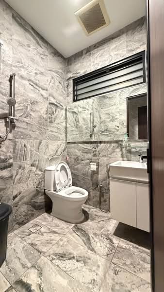 Rumah Banglo untuk Dijual di Bandar Sungai Long (Selangor) - GO SQ - Bathroom - PropertyGuru.com.my