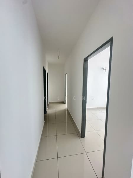 Kondominium untuk Dijual di Aurora Residence @ Lake Side City - JK Leong - Corridor - PropertyGuru.com.my
