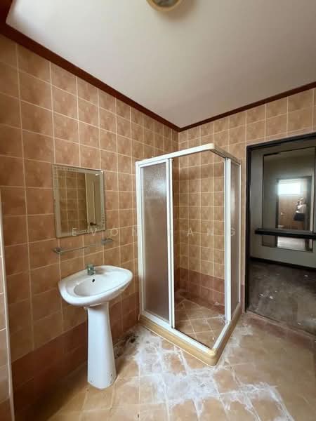 Rumah Banglo untuk Dijual di Batu Ferringhi (Penang) - Evon Kang - Bathroom - PropertyGuru.com.my