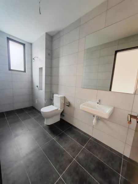 Rumah Kluster untuk Dijual di Bandar Bukit Puchong (Puchong) - Evan Goh - Bathroom - PropertyGuru.com.my