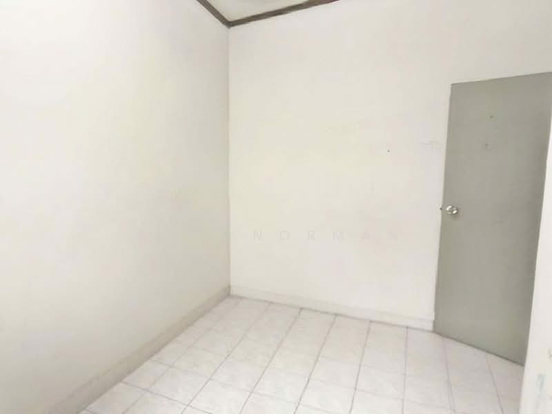 2-storey Terraced House for Sale in Taman Mutiara Rini (Skudai) - Sufi Norman - Interior - PropertyGuru.com.my