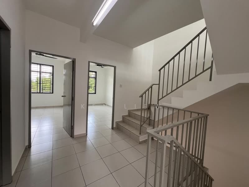 Rumah Teres 2.5 Tingkat untuk Disewa di Taman Scientex Utama (Senai) - Ken Liew - PropertyGuru.com.my