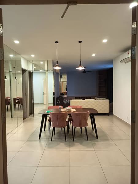 Service Residence for Sale at KL Gateway Premium Residences - Ethan Swe - Dining Room - PropertyGuru.com.my