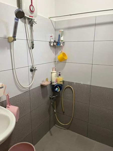 Rumah Teres 1 Tingkat untuk Dijual di Balakong (Cheras) - Jasmine Yap - Bathroom - PropertyGuru.com.my