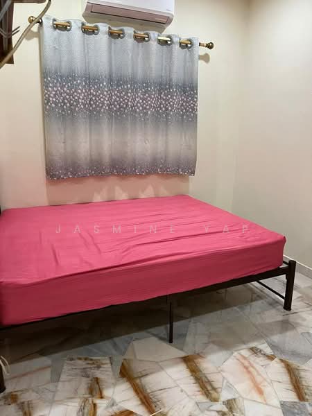 Rumah Teres 1 Tingkat untuk Dijual di Balakong (Cheras) - Jasmine Yap - Bedroom - PropertyGuru.com.my