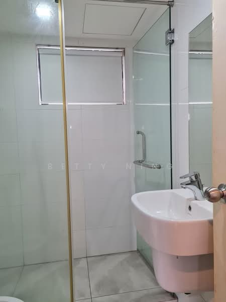 Kondominium untuk Disewa di Mont Kiara Palma - Betty Ning - Bathroom - PropertyGuru.com.my