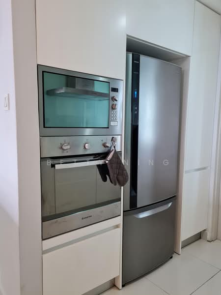 Kondominium untuk Disewa di Mont Kiara Palma - Betty Ning - Kitchen - PropertyGuru.com.my