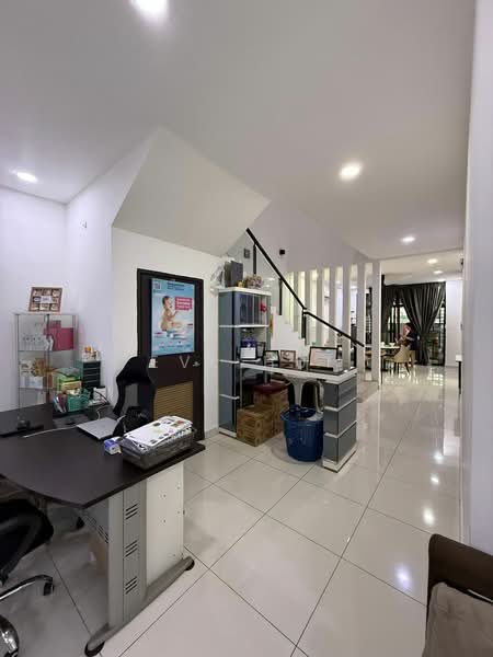 Semi-Detached House for Sale in Taman Bayu Puteri (Johor Bahru) - Eve Hui - PropertyGuru.com.my