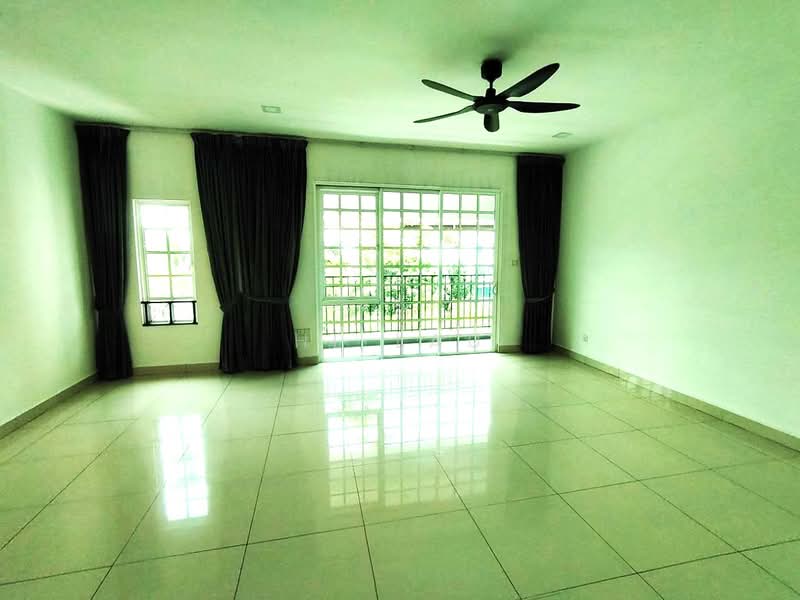 Rumah Teres 2.5 Tingkat untuk Disewa di Cyberjaya (Selangor) - HL Lau - Living Room - PropertyGuru.com.my