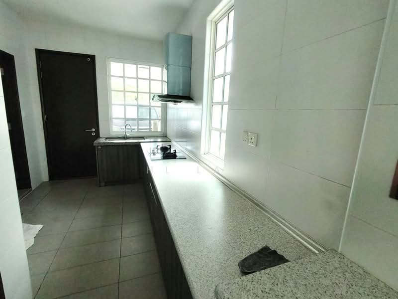 Rumah Teres 2.5 Tingkat untuk Disewa di Cyberjaya (Selangor) - HL Lau - Kitchen - PropertyGuru.com.my
