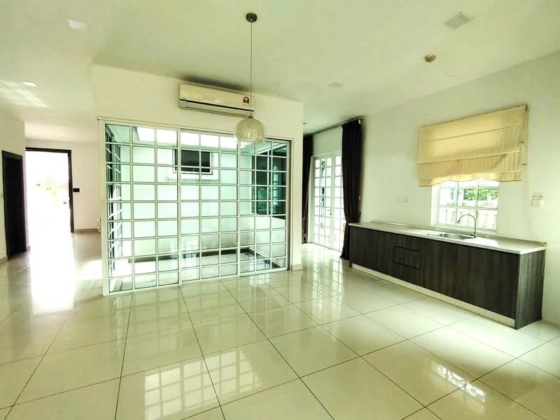 Rumah Teres 2.5 Tingkat untuk Disewa di Cyberjaya (Selangor) - HL Lau - Living Room - PropertyGuru.com.my