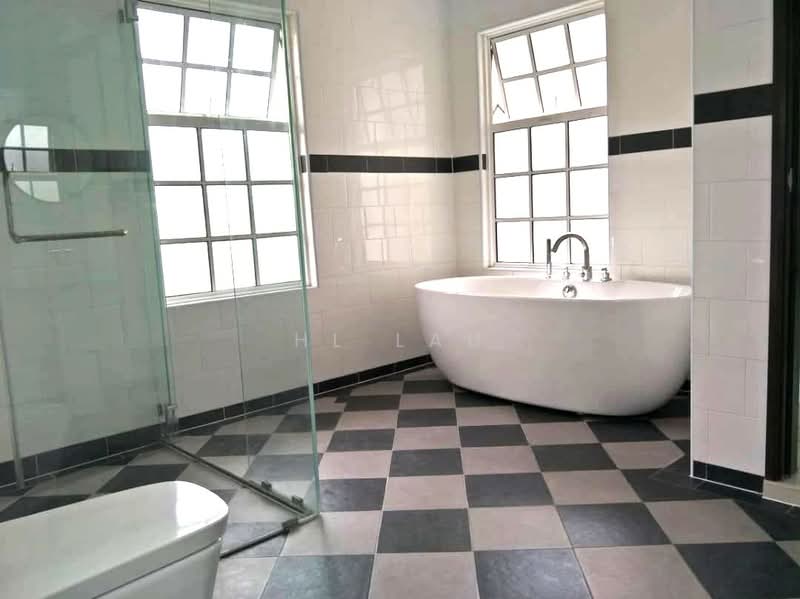Rumah Teres 2.5 Tingkat untuk Disewa di Cyberjaya (Selangor) - HL Lau - Bathroom - PropertyGuru.com.my