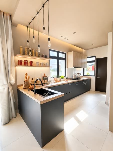 Rumah Teres 2 Tingkat untuk Dijual di Eco Forest (Semenyih) - Daniel Low - Kitchen - PropertyGuru.com.my