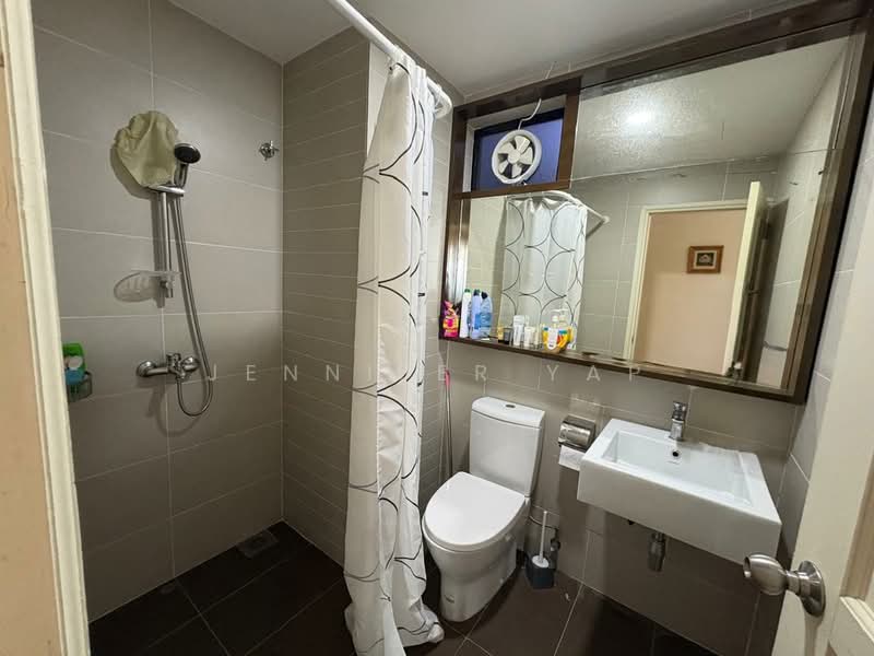 Pangsapuri untuk Dijual di Genting View Resort - Jennifer Yap - Common bathroom - PropertyGuru.com.my
