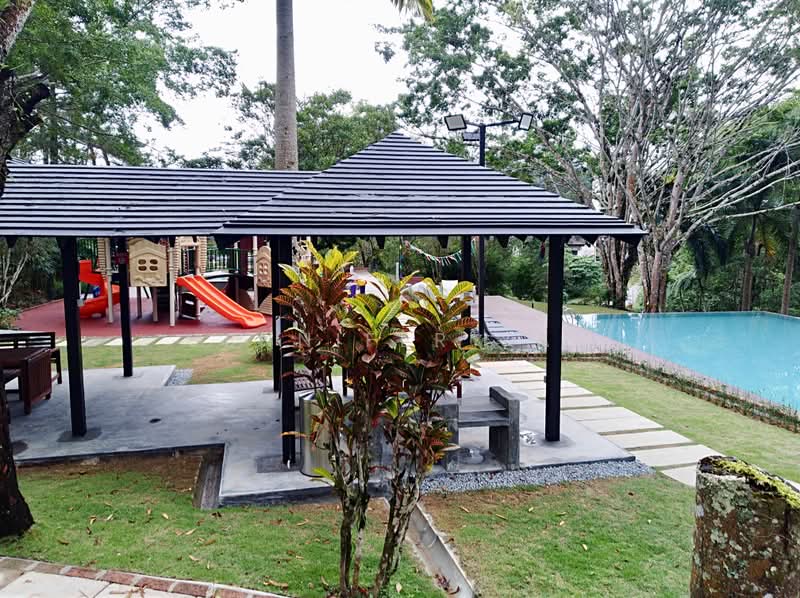 Pangsapuri untuk Dijual di Genting View Resort - Jennifer Yap - BBQ area - PropertyGuru.com.my