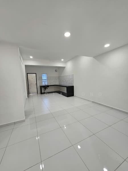 Rumah Teres 1 Tingkat untuk Dijual di Taman Ungku Tun Aminah (Skudai) - Alicia Fong - Kitchen - PropertyGuru.com.my