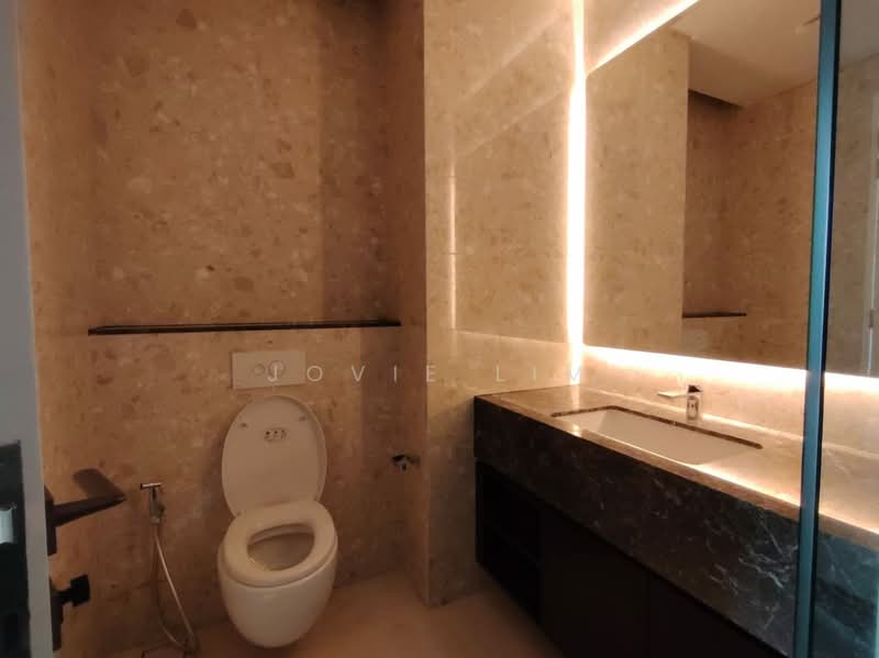 Servis Apartment untuk Dijual di Pavilion Damansara Heights, Windsor Suites - Jovie Lim - Bathroom - PropertyGuru.com.my
