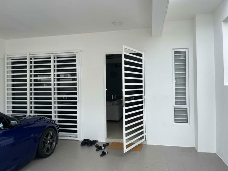 2-storey Terraced House for Sale in Taman Ara Sendayan (Bandar Sri Sendayan) - Sofia Hisham - Exterior - PropertyGuru.com.my