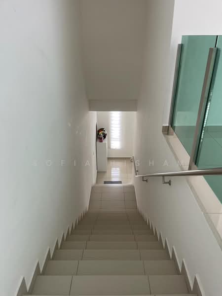 2-storey Terraced House for Sale in Taman Ara Sendayan (Bandar Sri Sendayan) - Sofia Hisham - Interior - PropertyGuru.com.my
