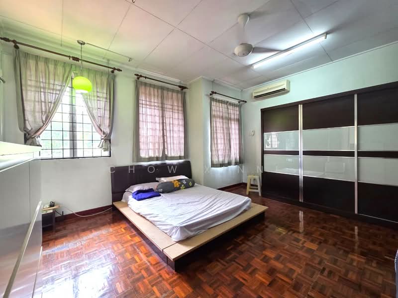 Rumah Teres 2 Tingkat untuk Dijual di Putra Permai (Subang Jaya) - CHOW XINNI - Bedroom - PropertyGuru.com.my