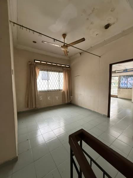 2-storey Terraced House for Sale in Taman Suria (Johor Bahru) - Sky Tan - Interior - PropertyGuru.com.my
