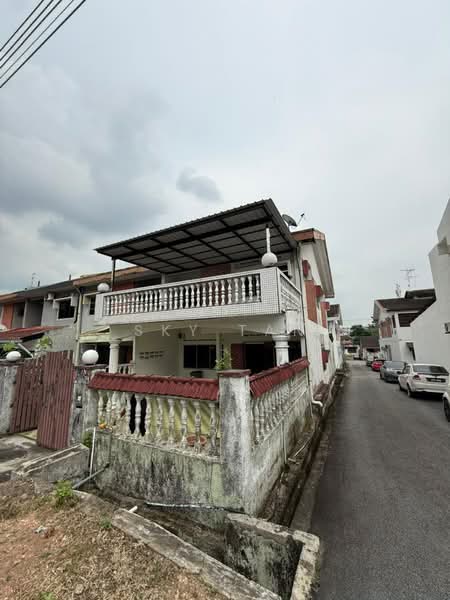 2-storey Terraced House for Sale in Taman Suria (Johor Bahru) - Sky Tan - Exterior - PropertyGuru.com.my