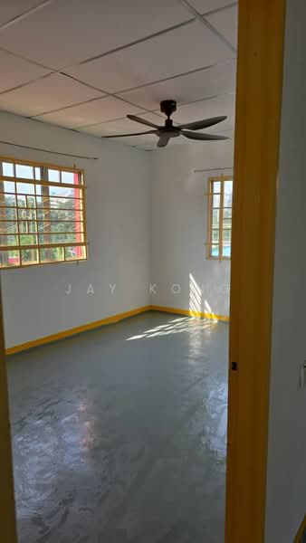 Rumah Teres 2-Tingkat untuk Disewa di Salak south baru (Salak Selatan) - Jay Kong - PropertyGuru.com.my