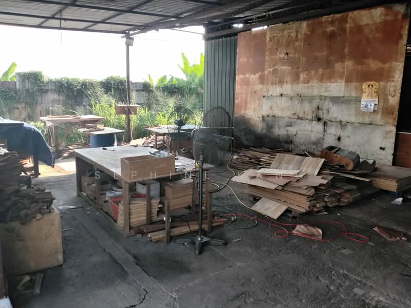 Factory for Rent in Serdang (Seri Kembangan) - Sephine Kang - Exterior - PropertyGuru.com.my