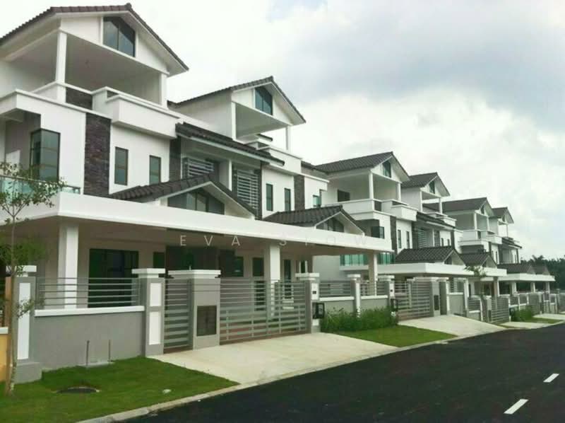 Rumah Berkembar untuk Dijual di Skudai (Johor) - Eva Siow - Exterior - PropertyGuru.com.my