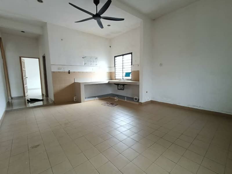 Rumah Teres 1 Tingkat untuk Dijual di Mutiara Rini (Skudai) - Eva Siow - Kitchen - PropertyGuru.com.my