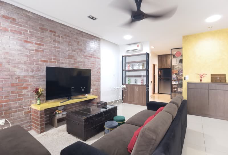 Rumah Berkembar untuk Dijual di Setia Alam (Selangor) - Eve Wong - Living Room - PropertyGuru.com.my