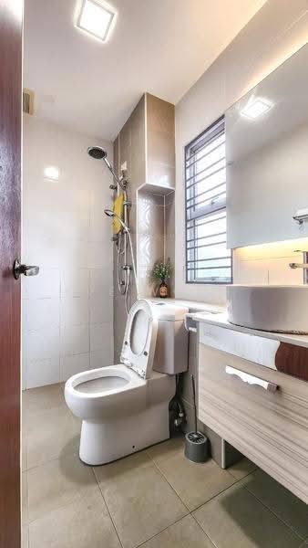 Semi-Detached House for Sale in Setia Alam (Selangor) - Eve Wong - Bathroom - PropertyGuru.com.my